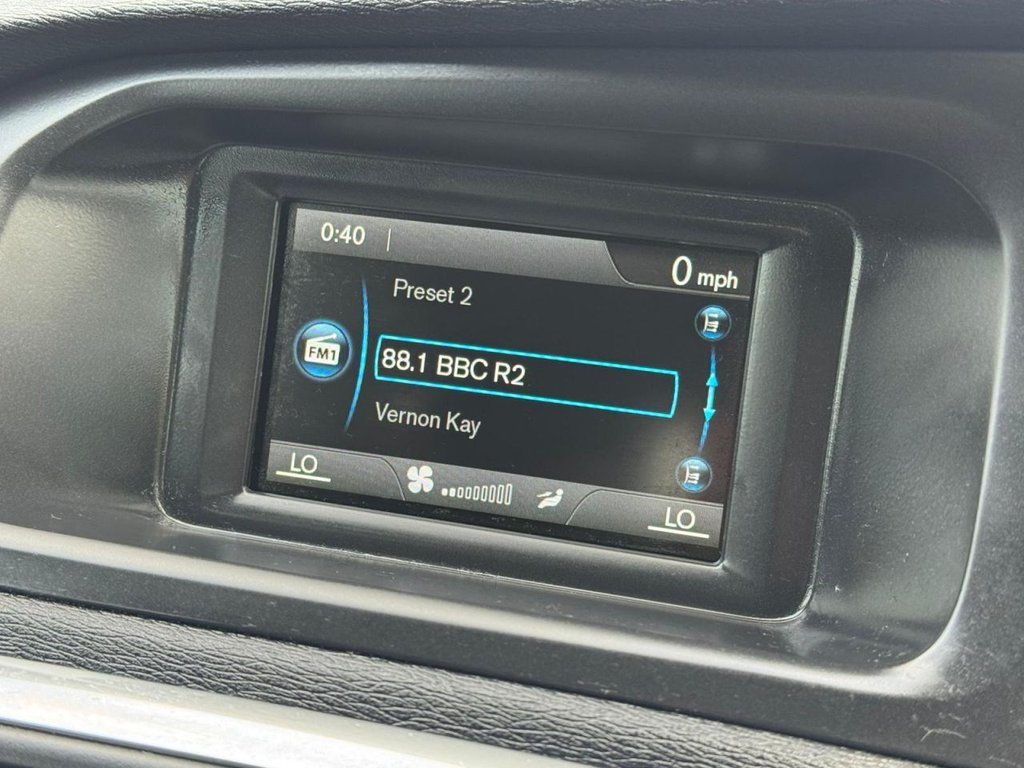 Used Volvo V40 2012 for sale - 76900885: Photo 43