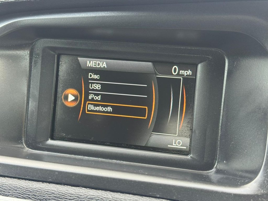 Used Volvo V40 2012 for sale - 76900885: Photo 47