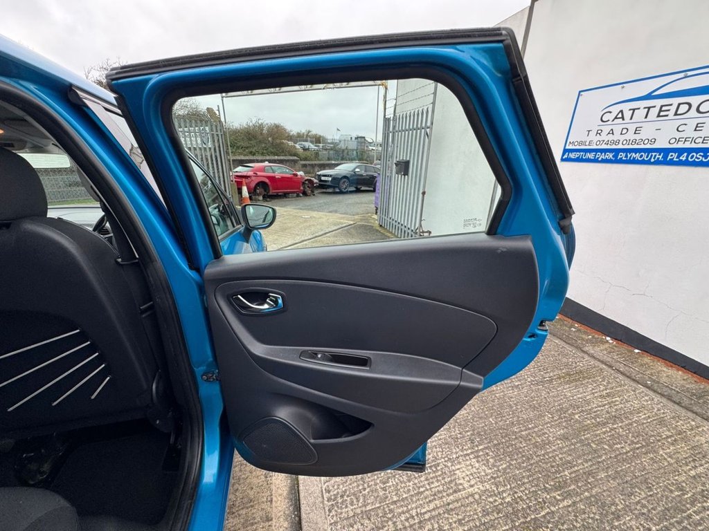 Used Renault Captur 2016 for sale - 77369355: Photo 13