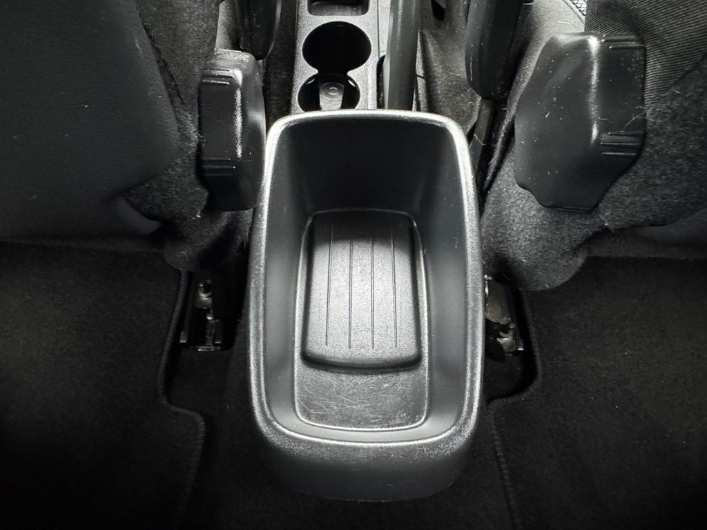 Used Renault Captur 2016 for sale - 77369355: Photo 17