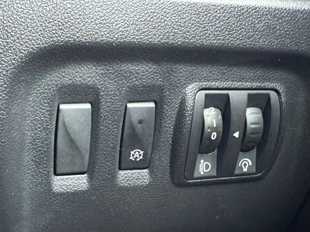 Used Renault Captur 2016 for sale - 77369355: Photo 25