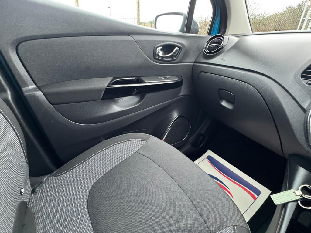 Used Renault Captur 2016 for sale - 77369355: Photo 39