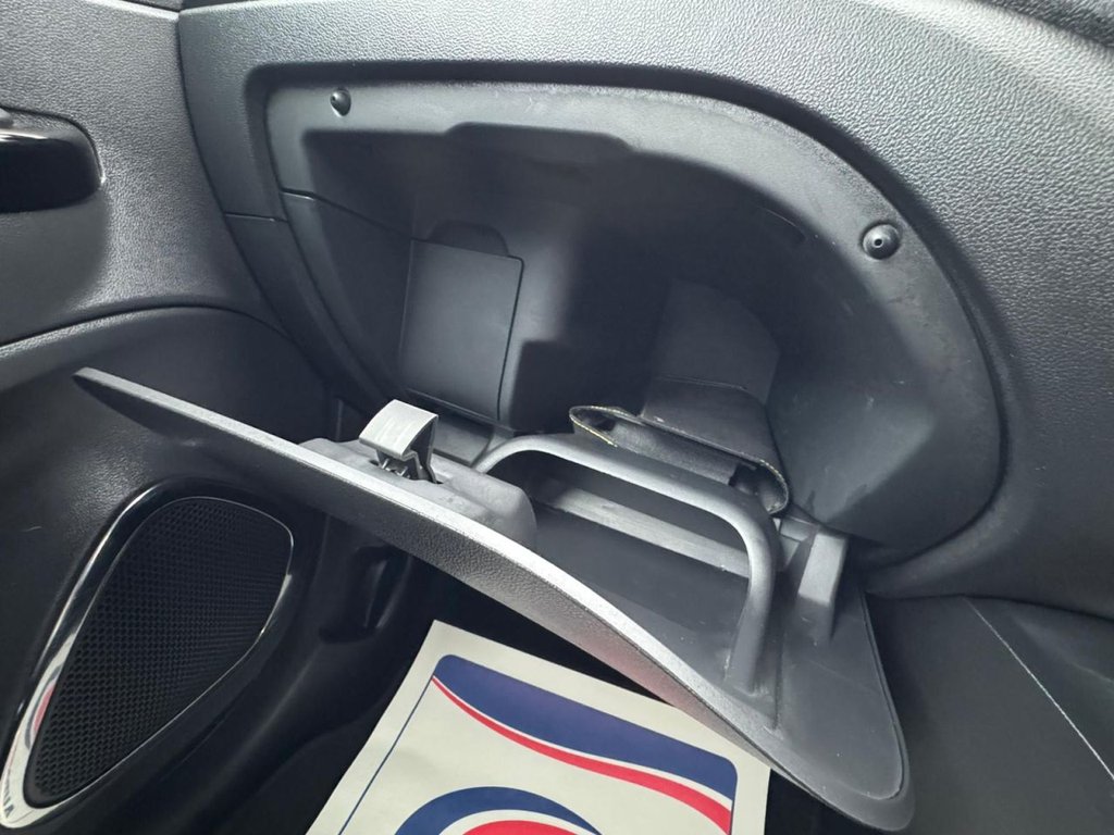 Used Renault Captur 2016 for sale - 77369355: Photo 41