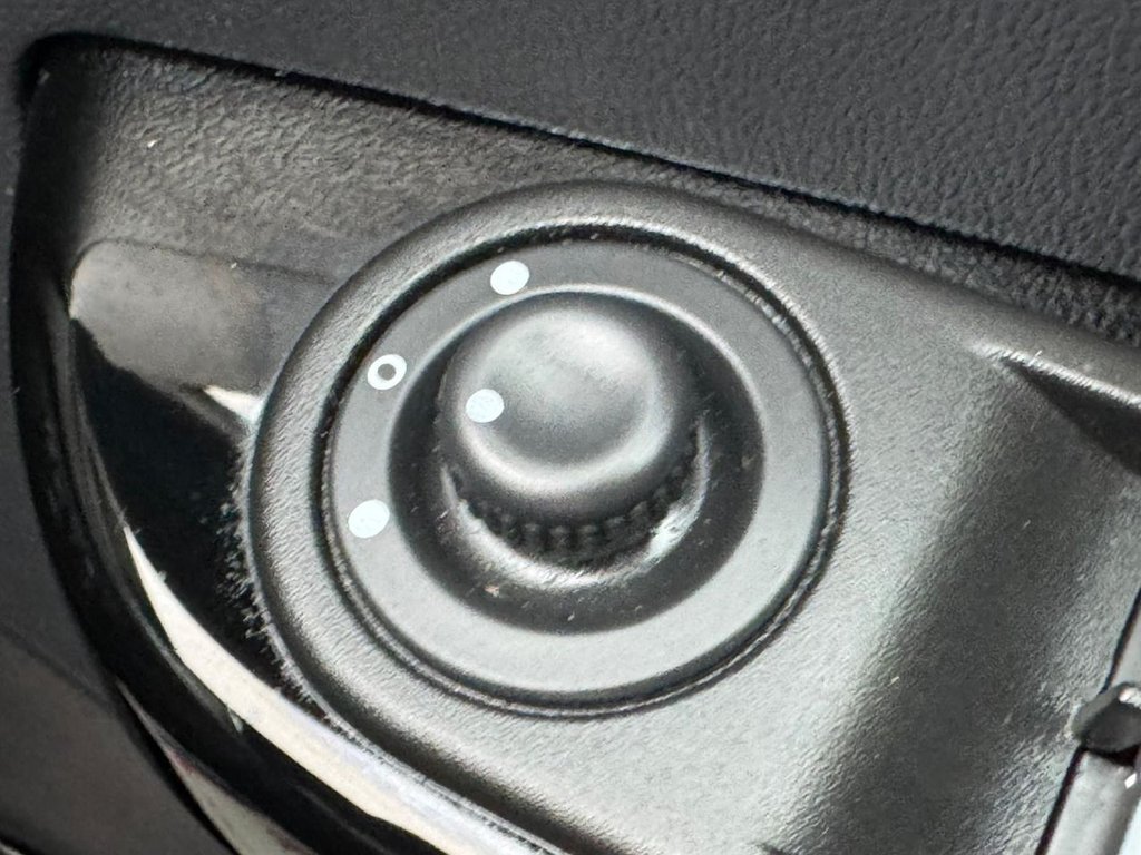 Used Renault Captur 2016 for sale - 77369355: Photo 48