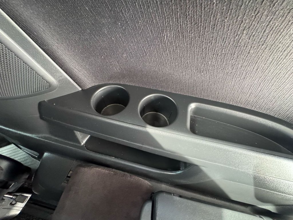 Used Toyota Vellfire 2023 for sale - 76229070: Photo 10