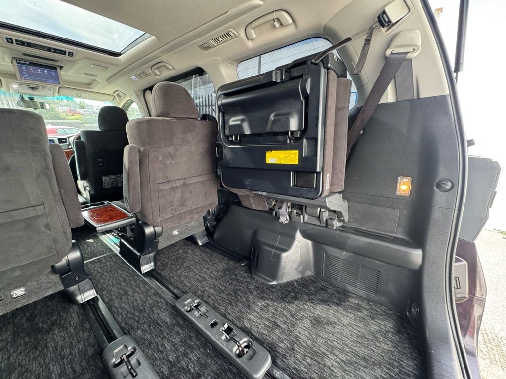 Used Toyota Vellfire 2023 for sale - 76229070: Photo 14