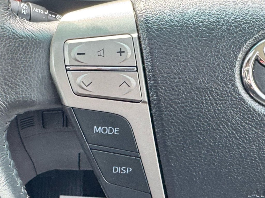 Used Toyota Vellfire 2023 for sale - 76229070: Photo 47