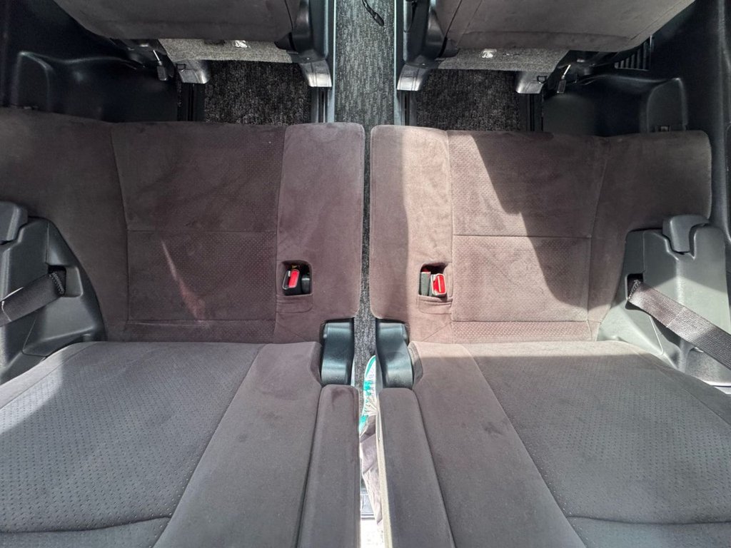 Used Toyota Vellfire 2023 for sale - 76229070: Photo 9