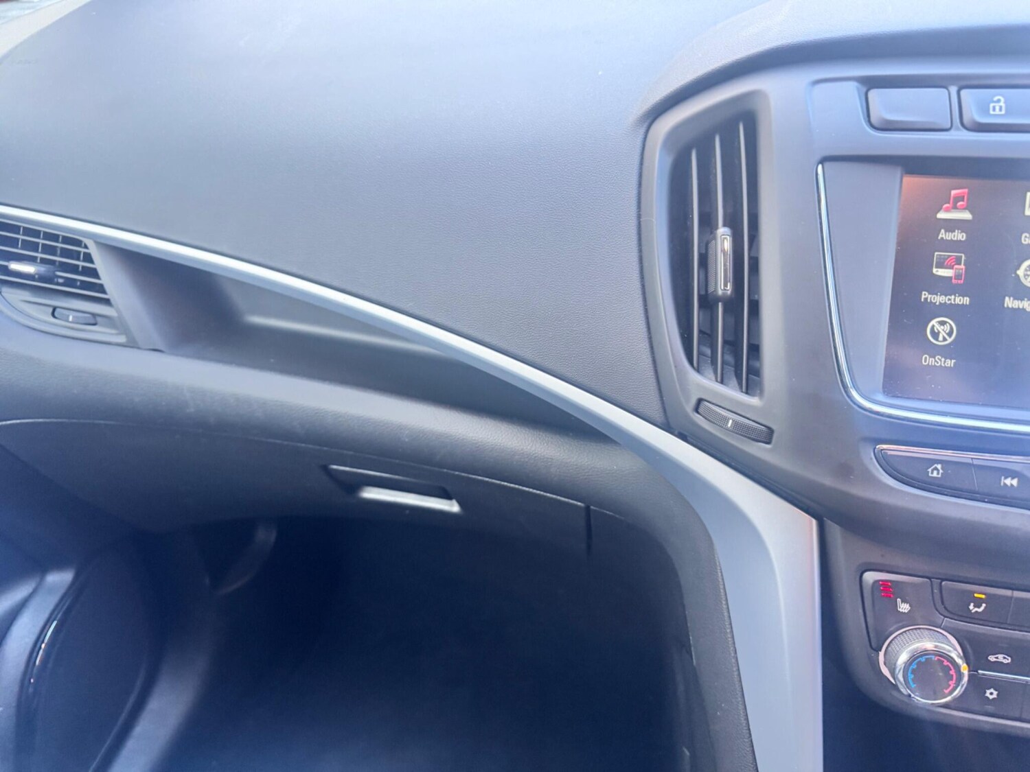 Used Vauxhall Zafira Tourer for sale - 77723073: Photo 15