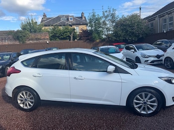 Used Ford Focus 2016 for sale - 76000888: Photo