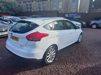 Used Ford Focus 2016 for sale - 76000888: Photo