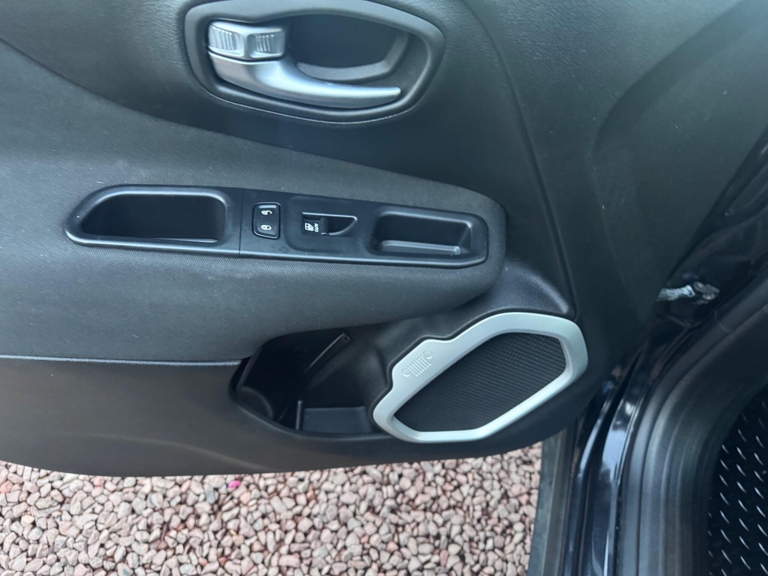 Used Jeep Renegade for sale - 76994664: Photo 30