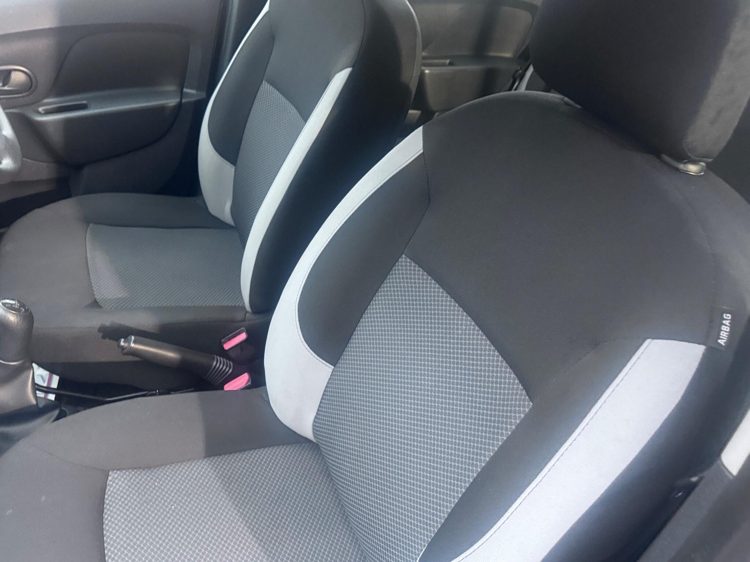 Used Dacia Sandero 2015 for sale - 76801514: Photo 31