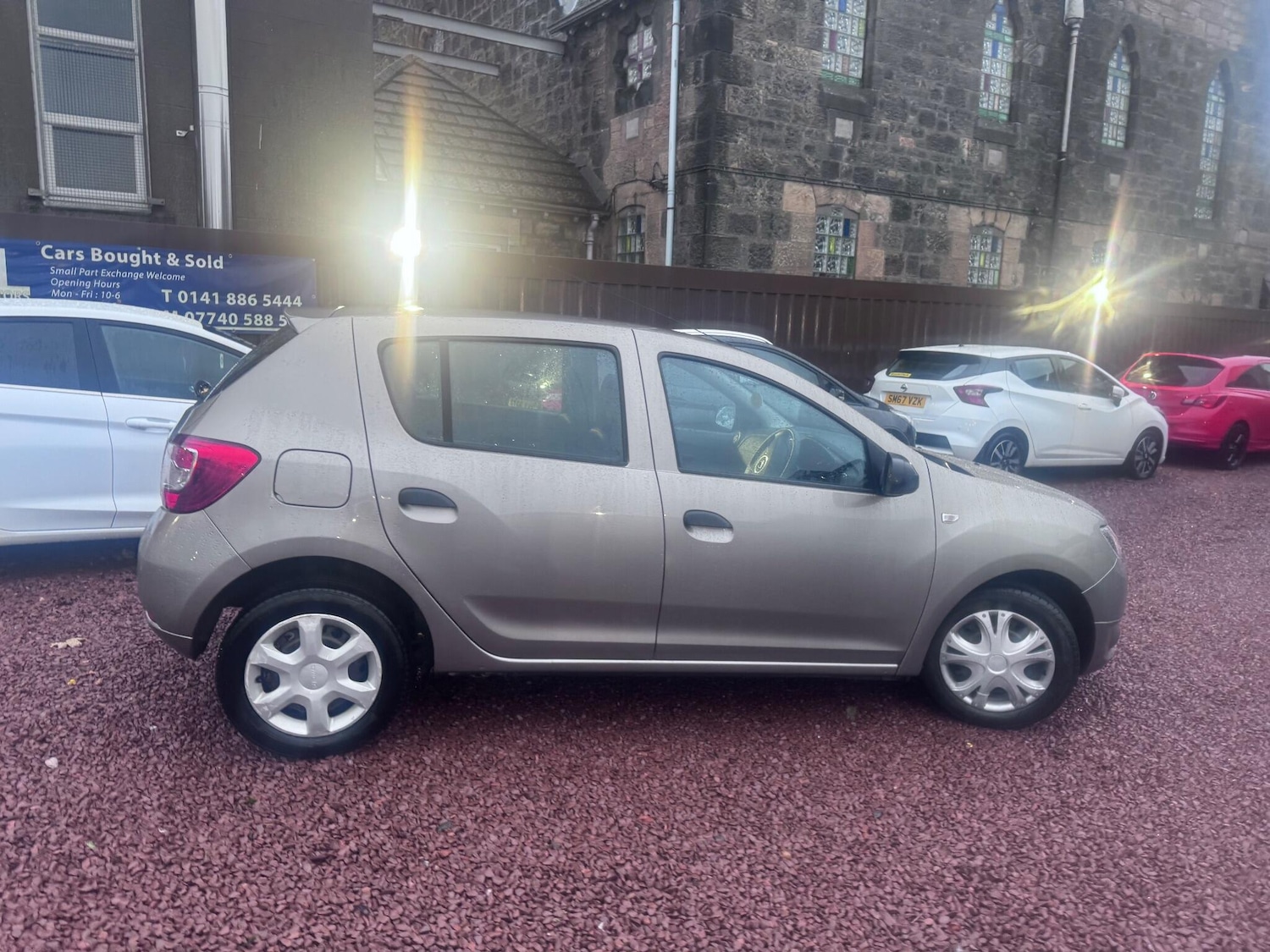 Used Dacia Sandero 2015 for sale - 76801514: Photo 9