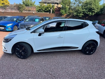 Used Renault Clio 2019 for sale - 76000687: Photo