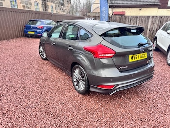 Used Ford Focus 2017 for sale - 78047242: Photo