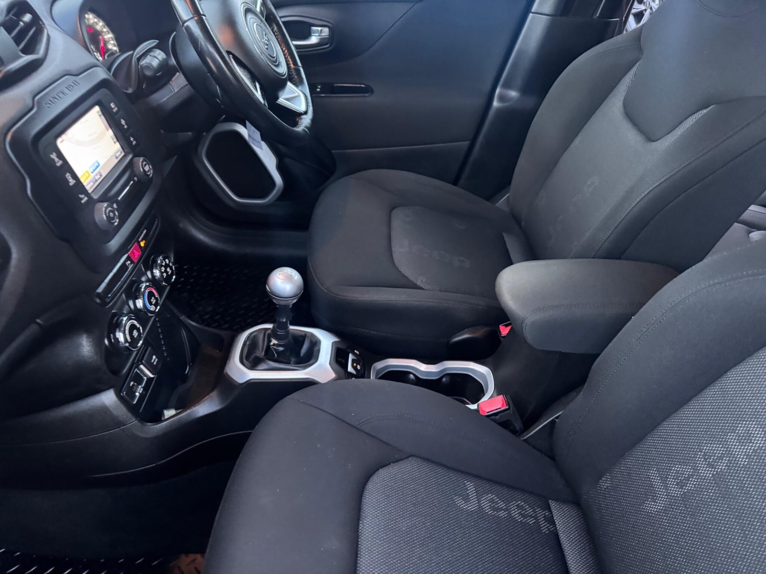 Used Jeep Renegade 2017 for sale - 76689076: Photo 56