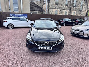 Used Volvo V40 2019 for sale - 78429582: Photo