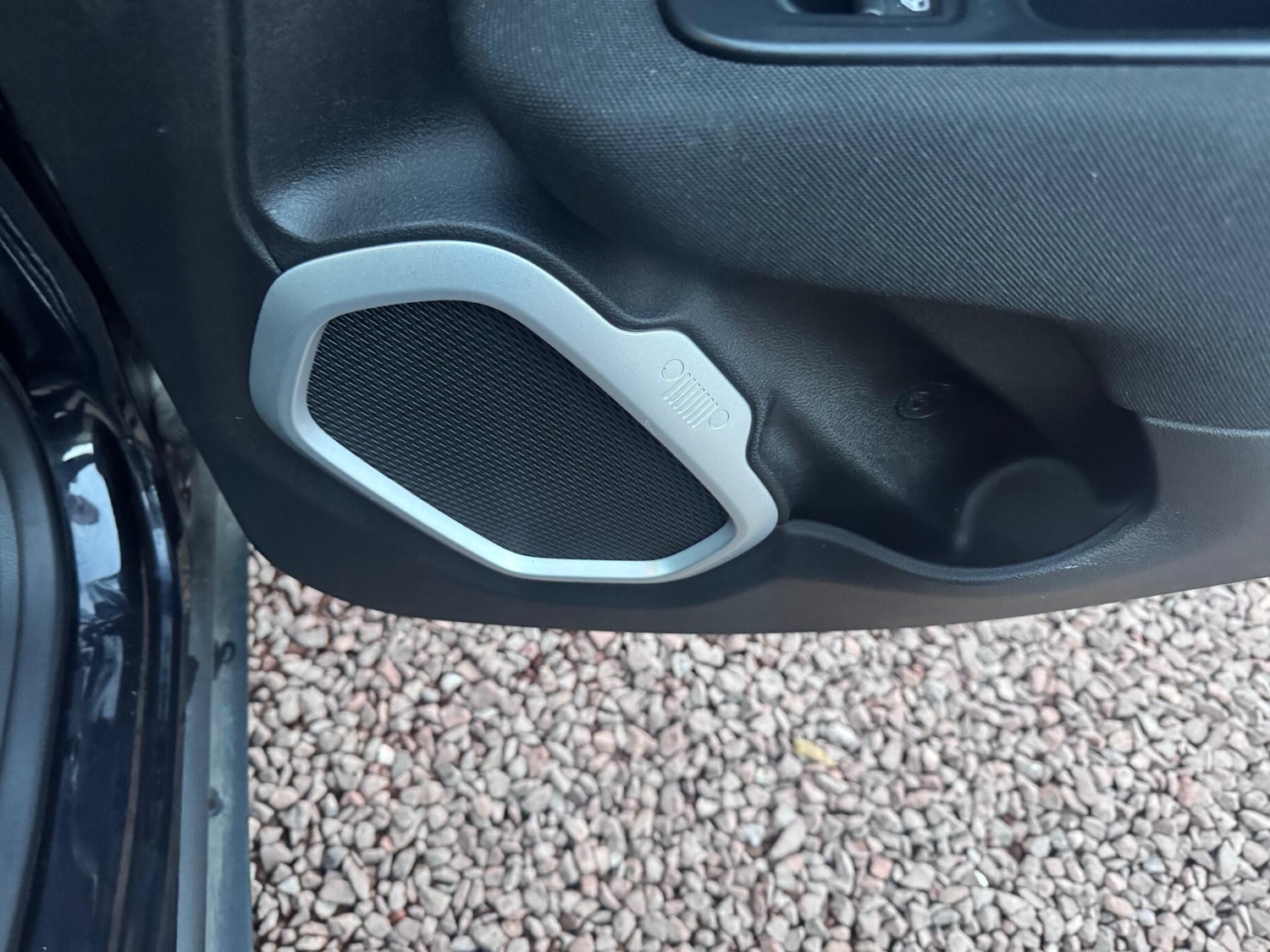 Used Jeep Renegade 2017 for sale - 77040552: Photo 40