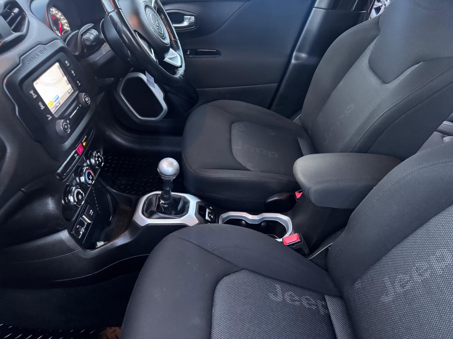 Used Jeep Renegade 2017 for sale - 77040552: Photo 54