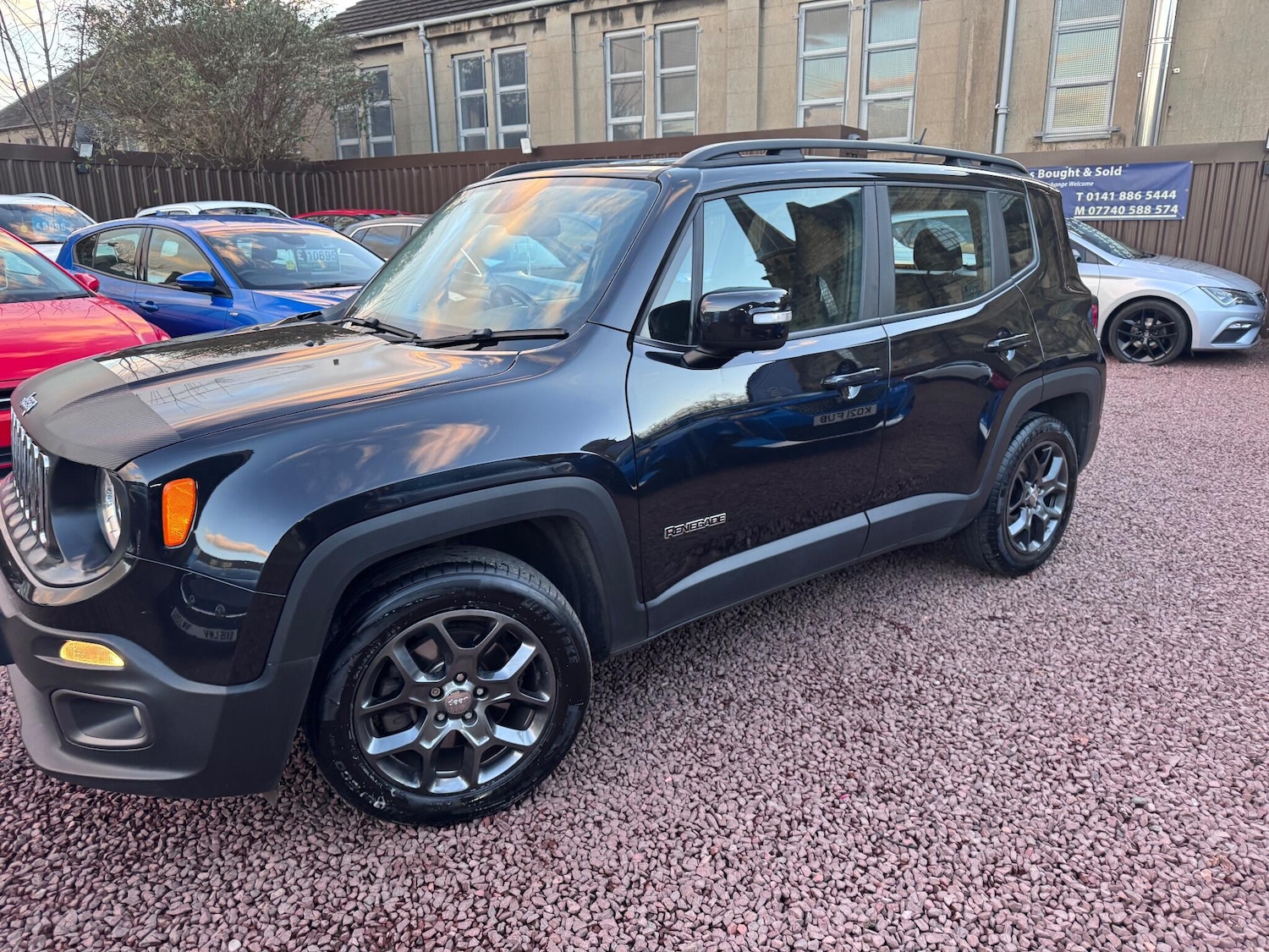 Used Jeep Renegade 2017 for sale - 77040552: Photo 7
