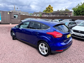 Used Ford Focus 2017 for sale - 78602035: Photo