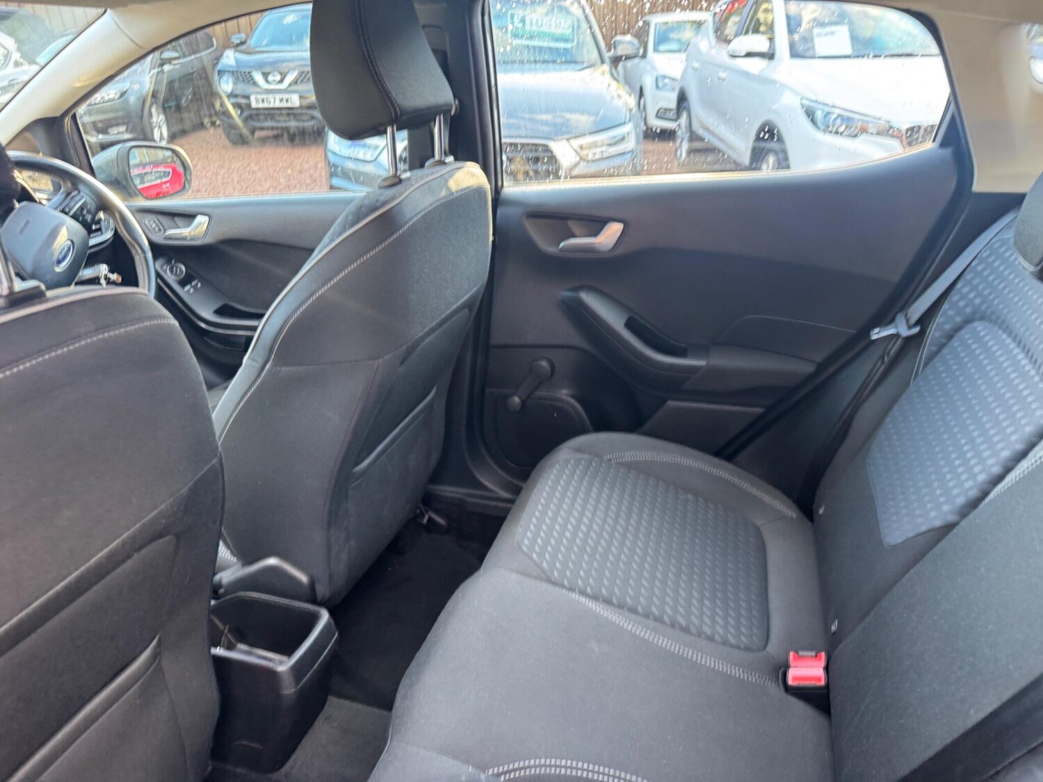 Used Ford Fiesta 2017 for sale - 76370929: Photo 13