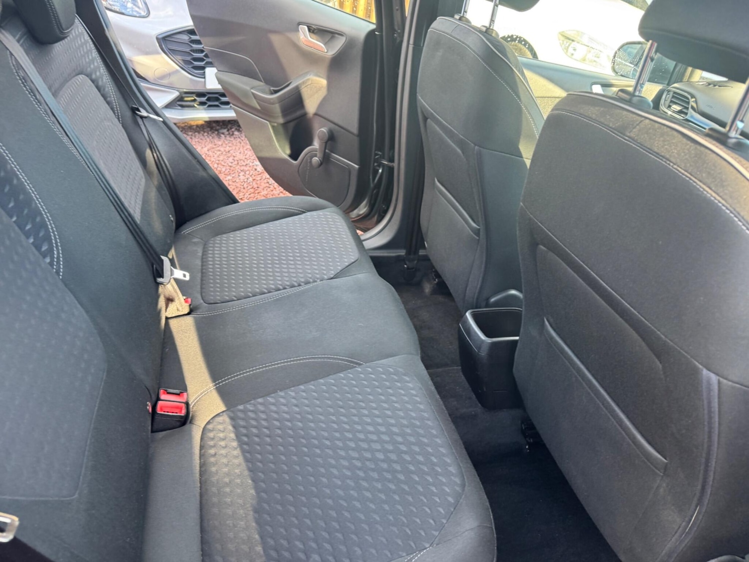 Used Ford Fiesta 2017 for sale - 76370929: Photo 19