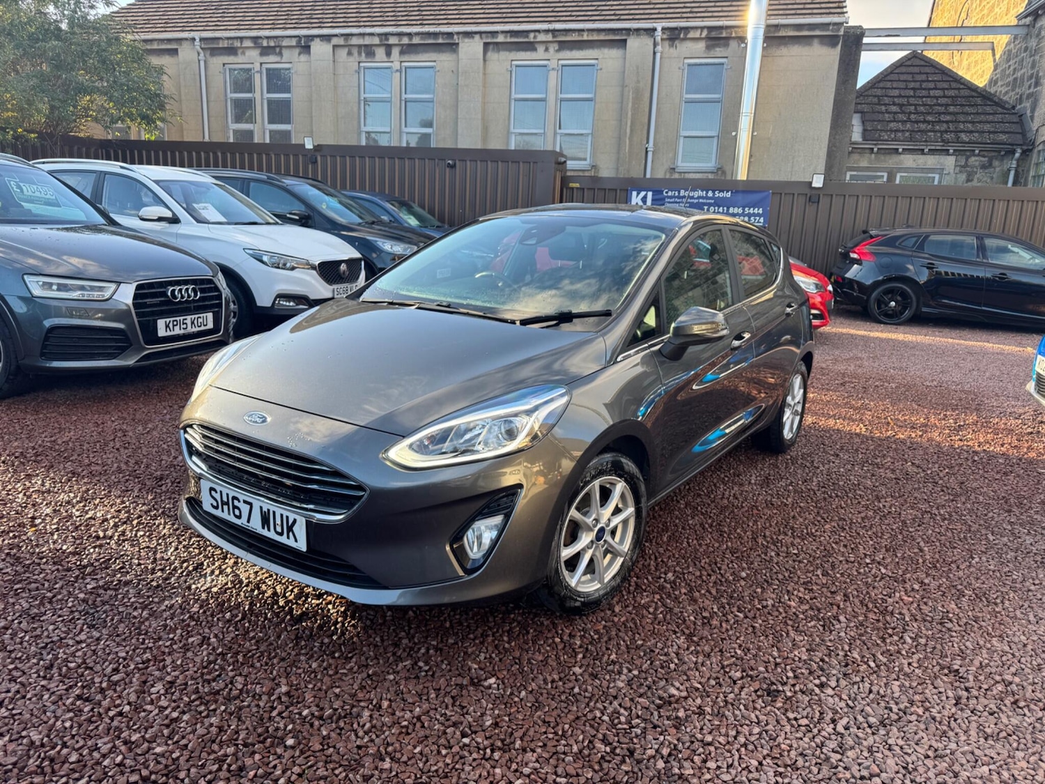 Used Ford Fiesta 2017 for sale - 76370929: Photo 2