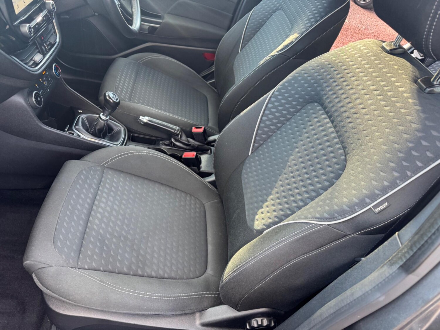 Used Ford Fiesta 2017 for sale - 76370929: Photo 21