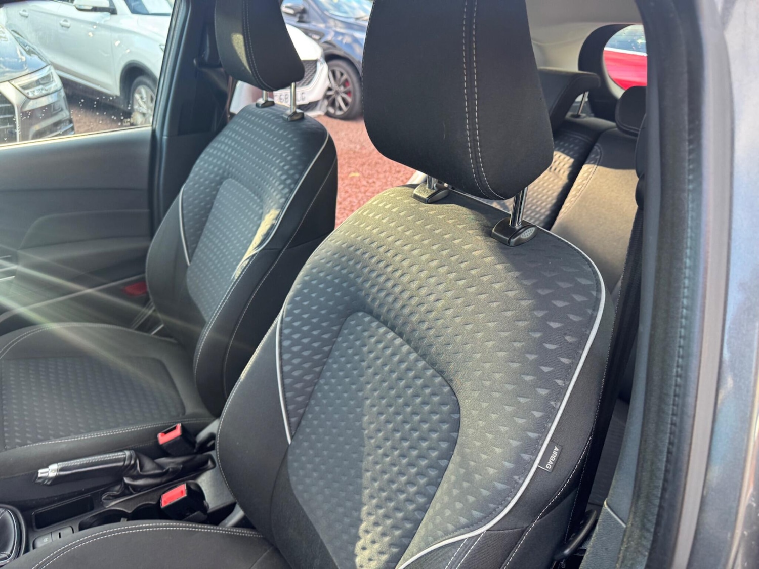 Used Ford Fiesta 2017 for sale - 76370929: Photo 24