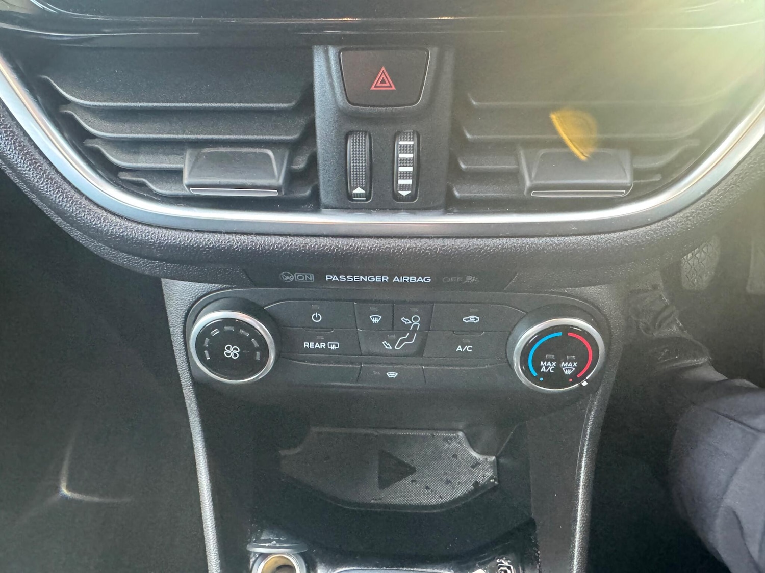 Used Ford Fiesta 2017 for sale - 76370929: Photo 35