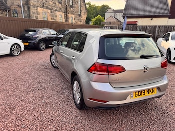 Used Volkswagen Golf 2019 for sale - 78527664: Photo