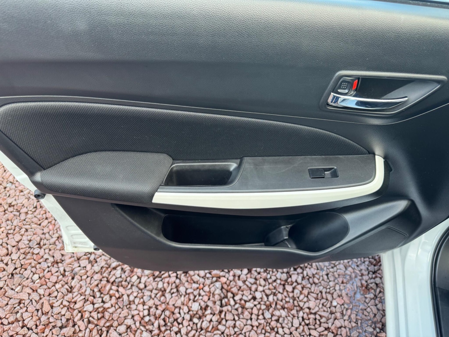 Used Suzuki Swift 2018 for sale - 76988263: Photo 16