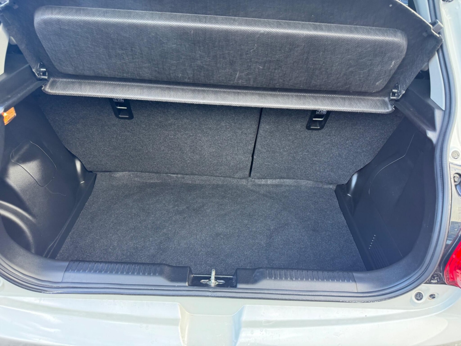 Used Suzuki Swift 2018 for sale - 76988263: Photo 28