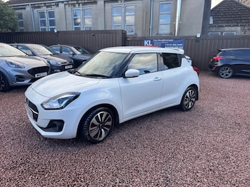 Used Suzuki Swift 2018 for sale - 76988263: Photo