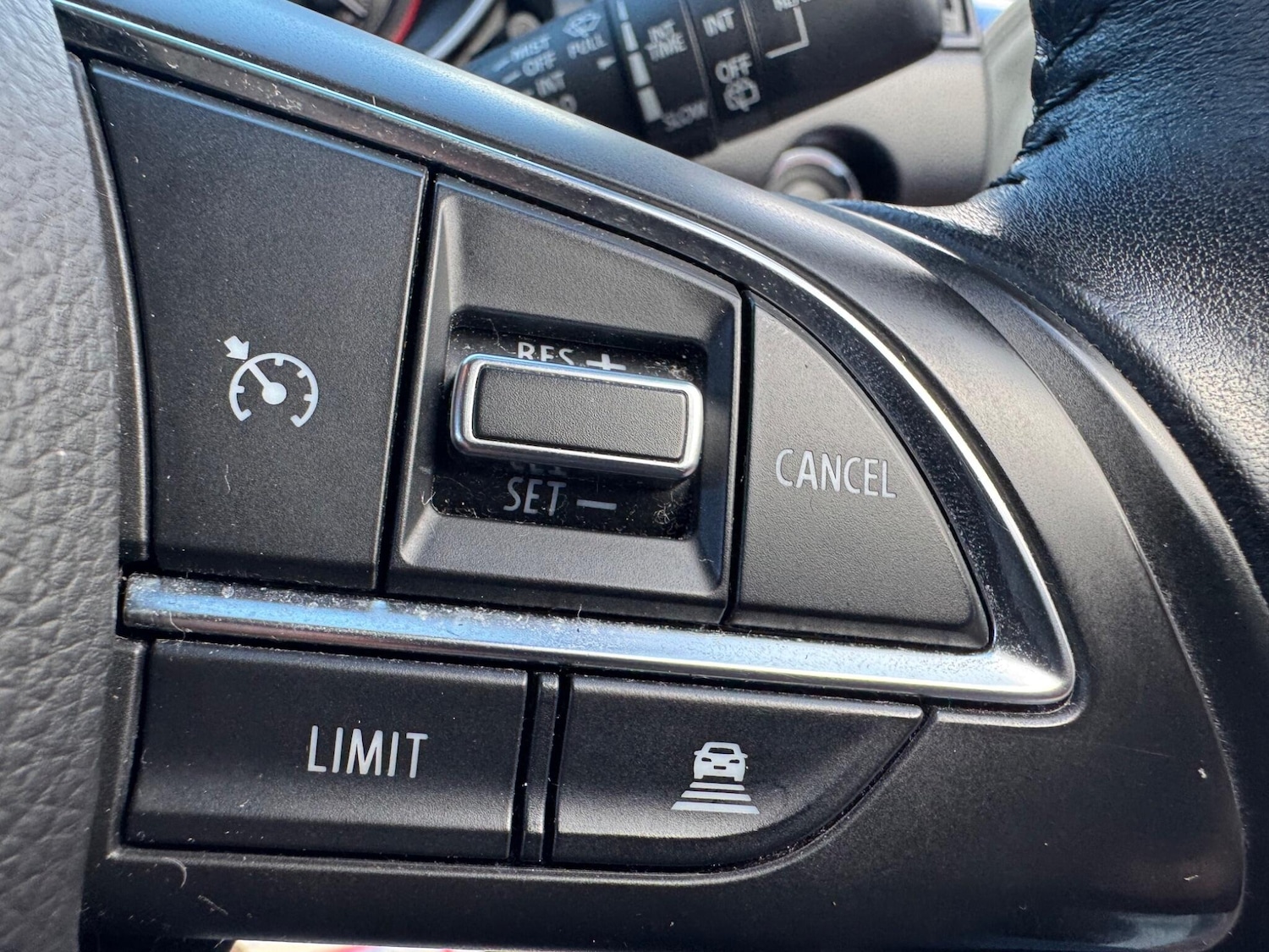 Used Suzuki Swift 2018 for sale - 76988263: Photo 42