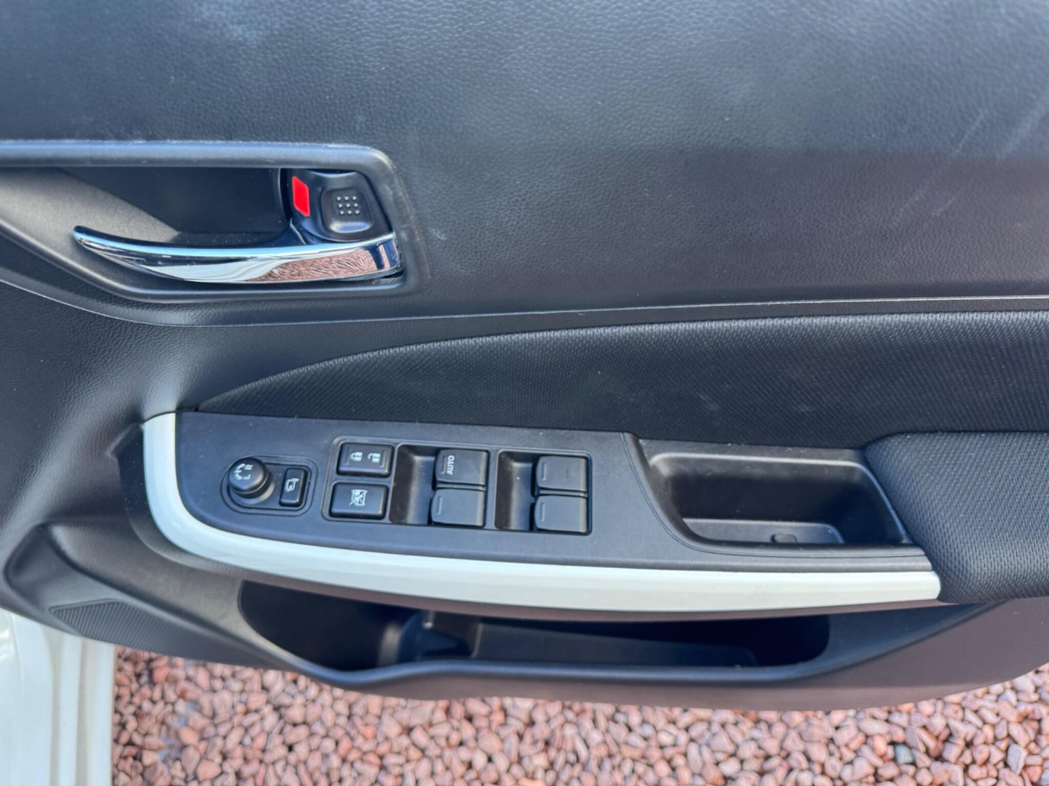 Used Suzuki Swift 2018 for sale - 76988263: Photo 43