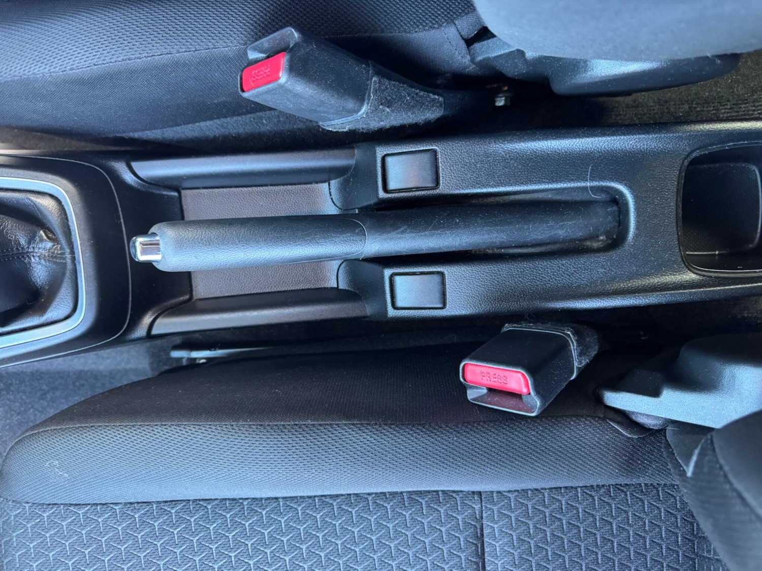 Used Suzuki Swift 2018 for sale - 76988263: Photo 51