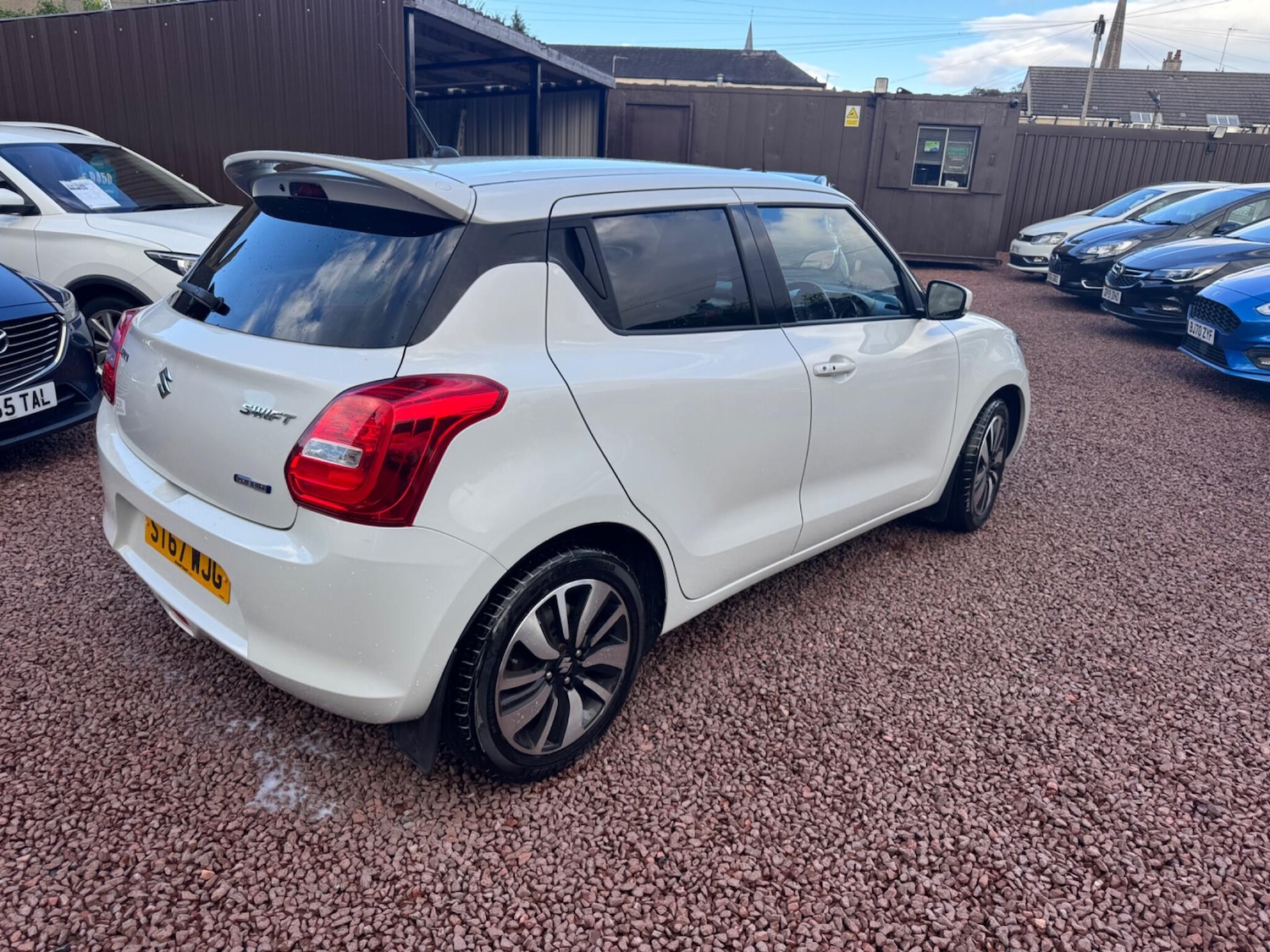 Used Suzuki Swift 2018 for sale - 76988263: Photo 6