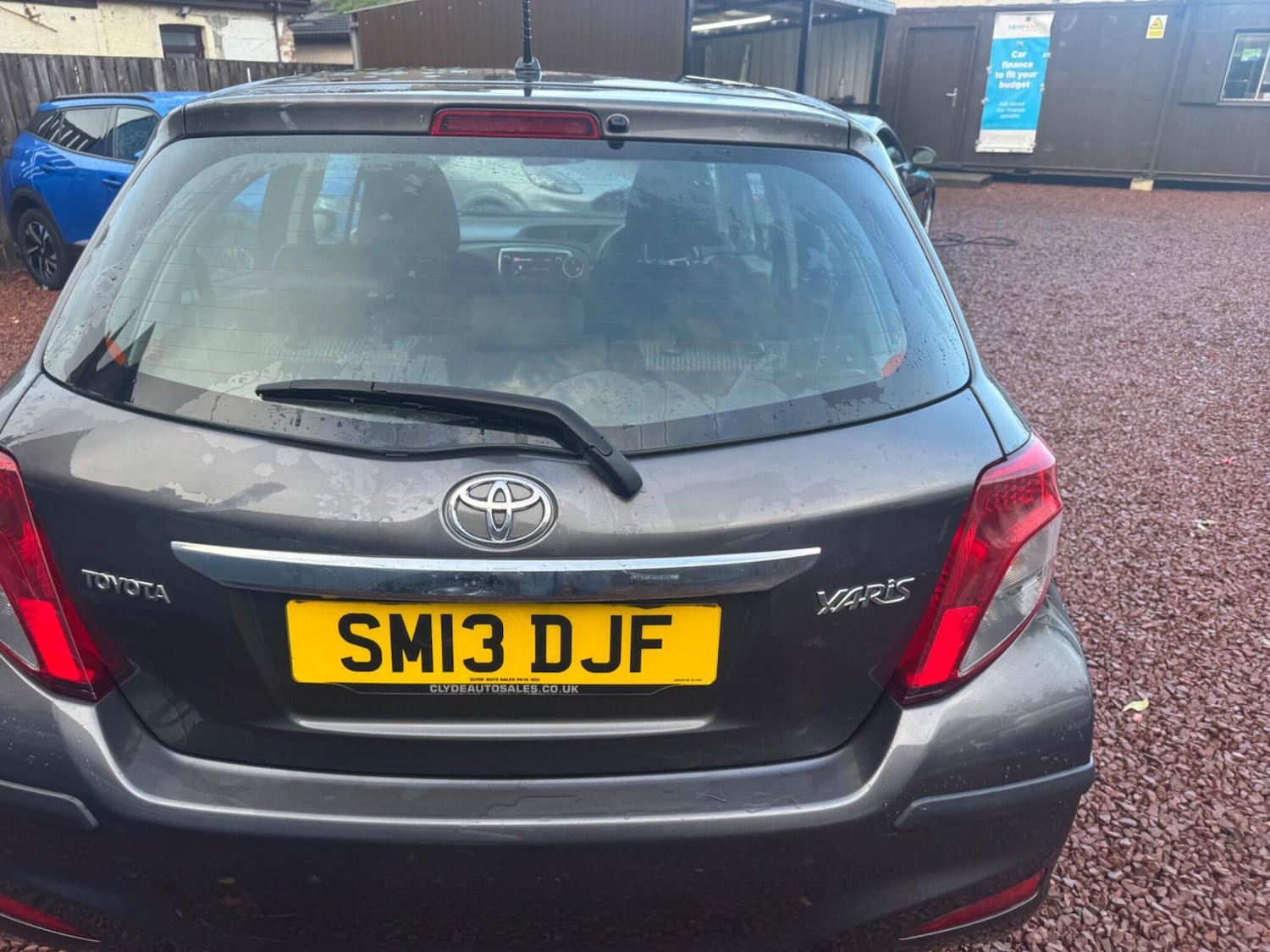 Used Toyota Yaris 2013 for sale - 76380726: Photo 11