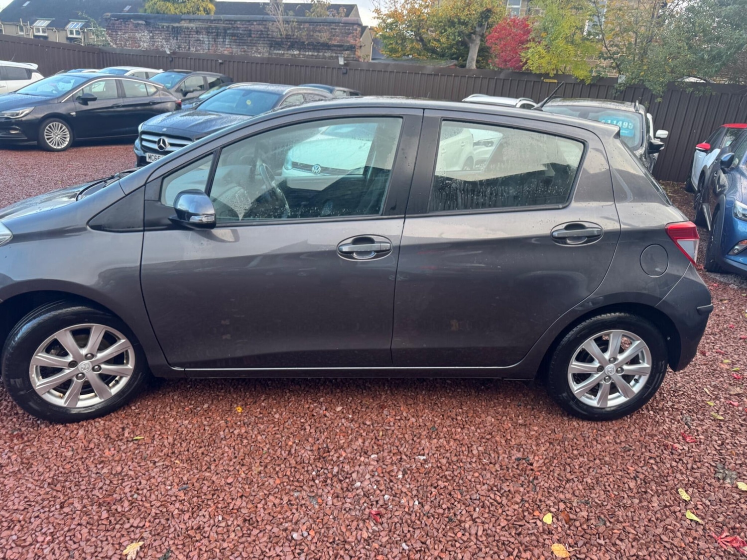 Used Toyota Yaris 2013 for sale - 76380726: Photo 8