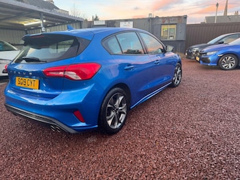 Used Ford Focus 2019 for sale - 76002545: Photo