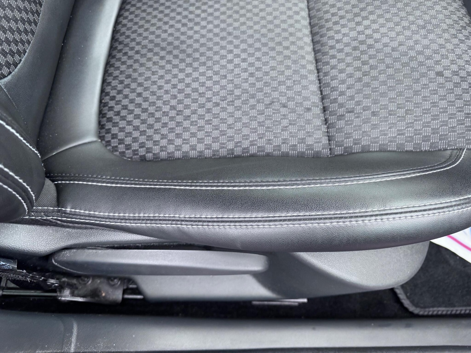 Used Renault Clio 2018 for sale - 77155457: Photo 36