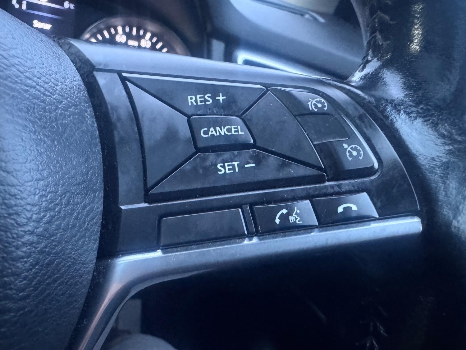 Used Nissan Qashqai 2017 for sale - 77331511: Photo 25