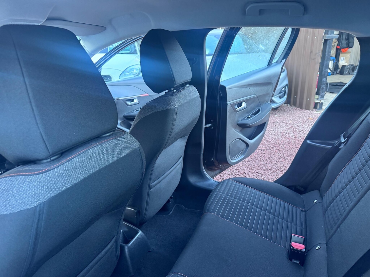 Used Peugeot 208 2021 for sale - 76832561: Photo 19