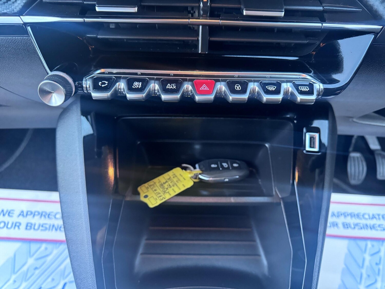 Used Peugeot 208 2021 for sale - 76832561: Photo 42