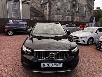 Used Volvo XC40 2020 for sale - 79453202: Photo