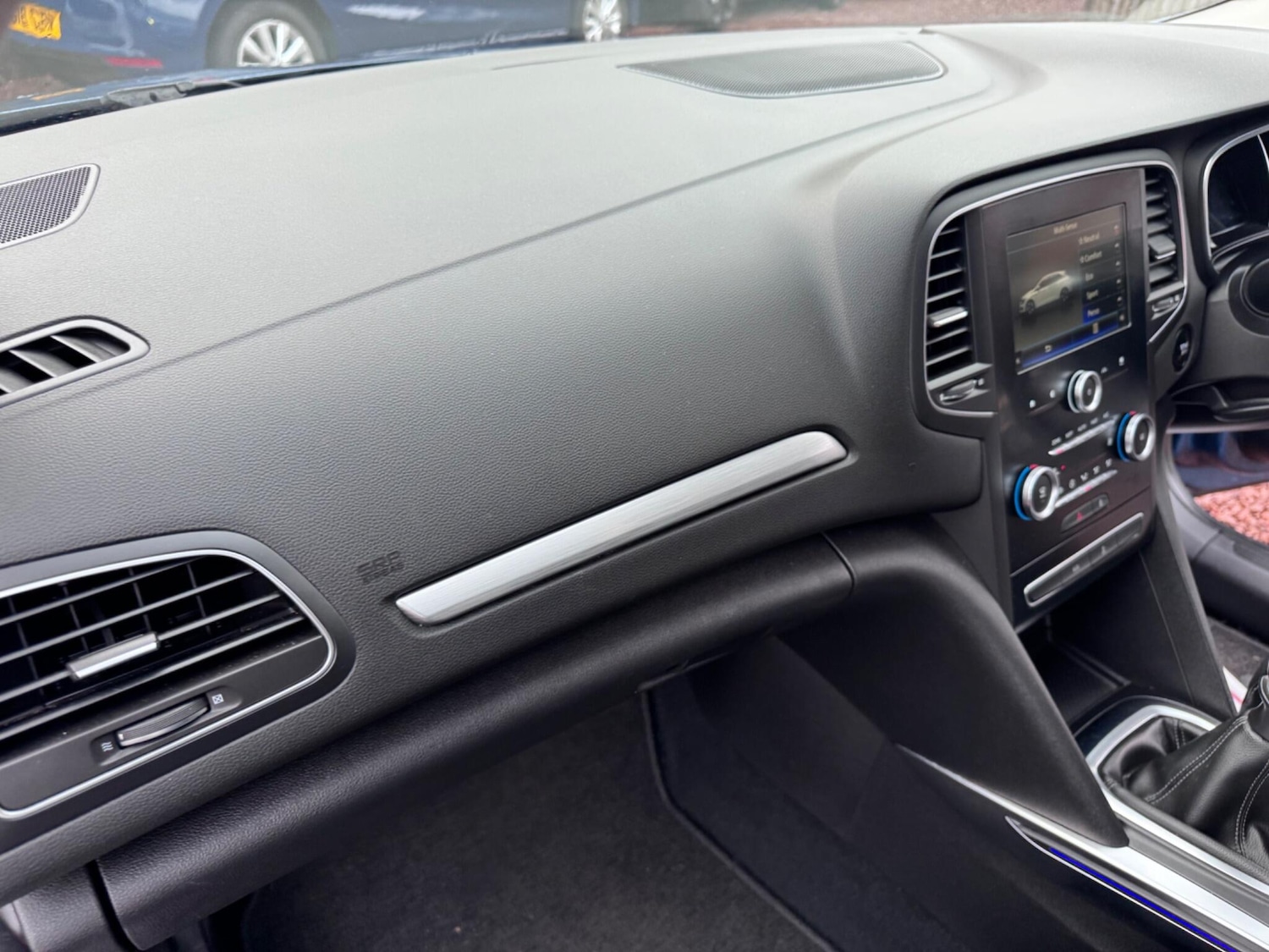 Used Renault Megane 2017 for sale - 77468111: Photo 12