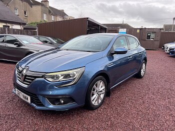 Used Renault Megane 2017 for sale - 77468111: Photo